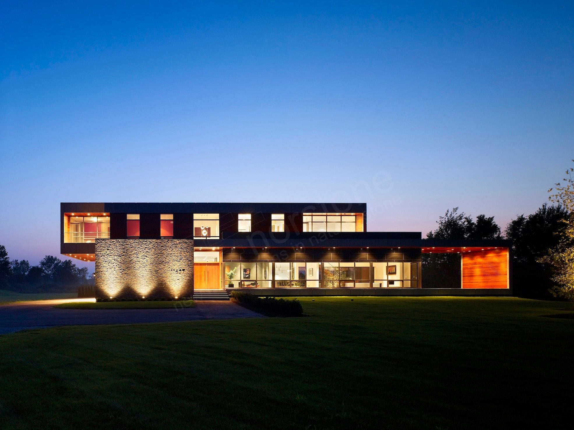 Exteriors Image -5c8266e5996fc